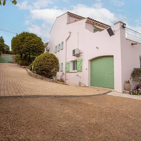 Le 931 Villa